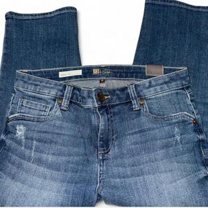 Kut from the Kloth Natalie Crop Jeans | Medium Wash Distressed | NWT Size 2